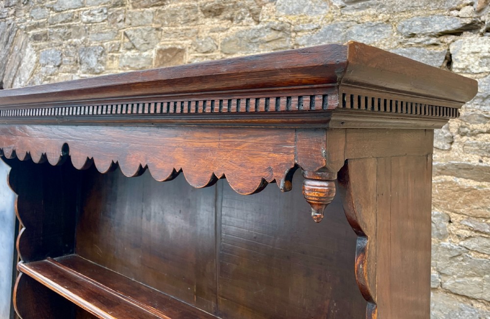 18th Century Style Welsh Oak Canopy Dresser View XVII