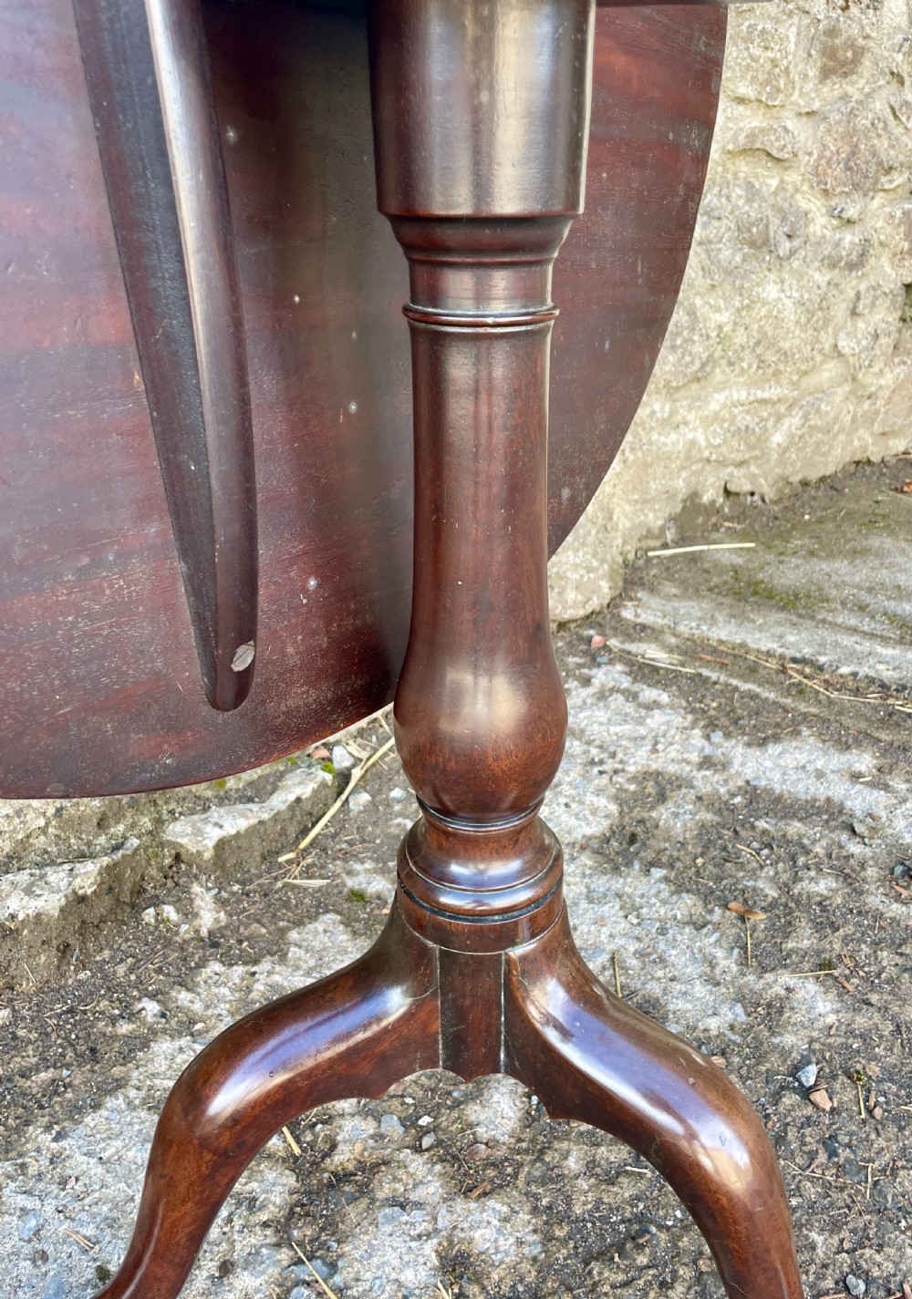 Georgian Mahogany Tilt Top Occasional Table View IV