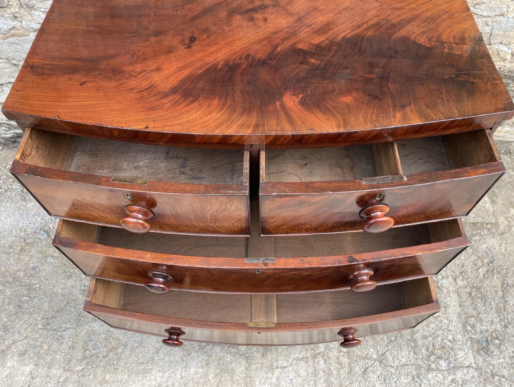 Small Victorian Mahogany Bow Front Chest of Drawers View XIV