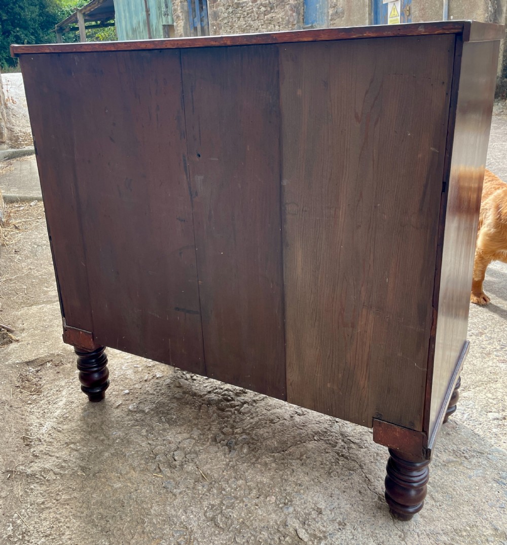 Small Victorian Mahogany Bow Front Chest of Drawers View XVII