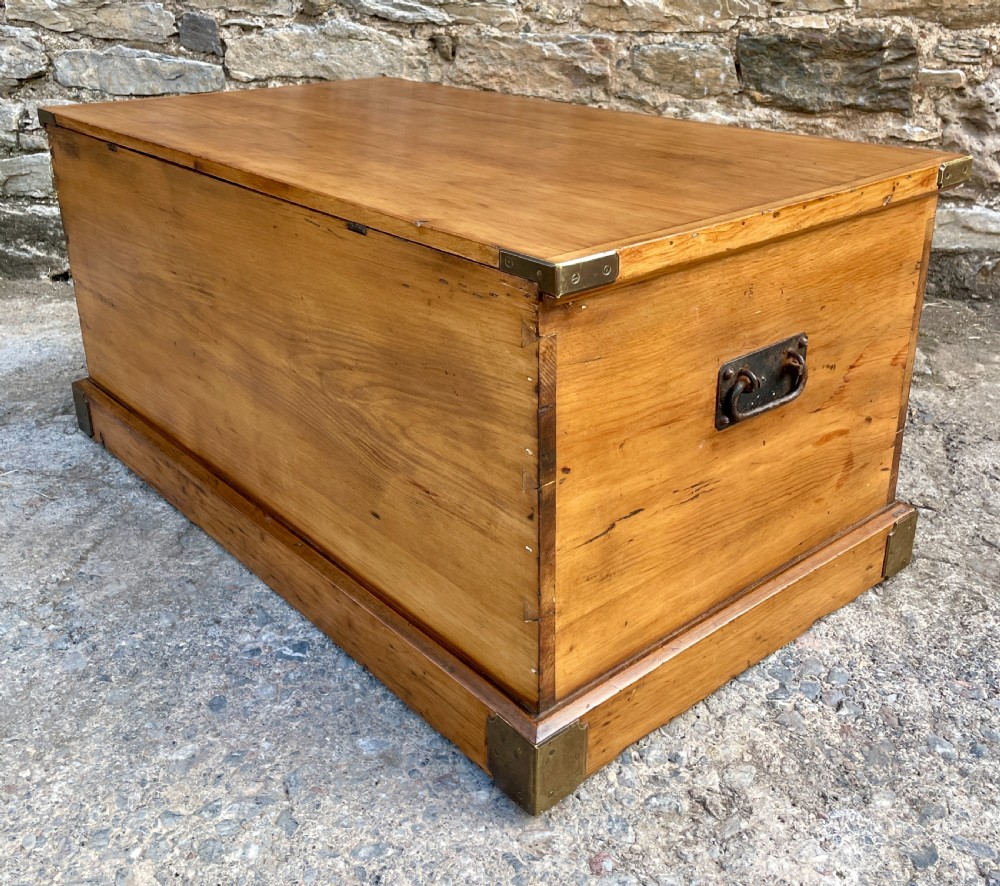 Antique Pine Blanket Box View XV