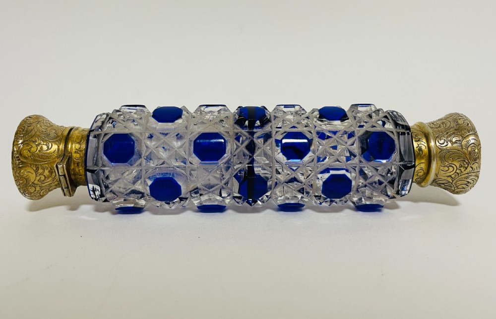 Victorian Double Ended Scent Bottle with Silver Gilt Tops View V
