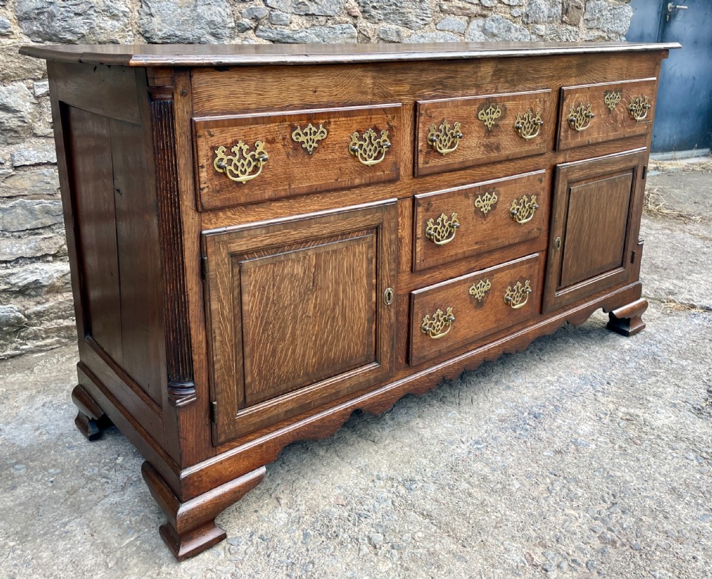 Georgian Oak Dresser Base View VII