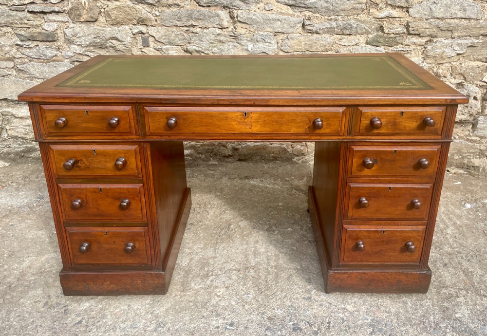 Victorian Mahogany Pedestal Desk