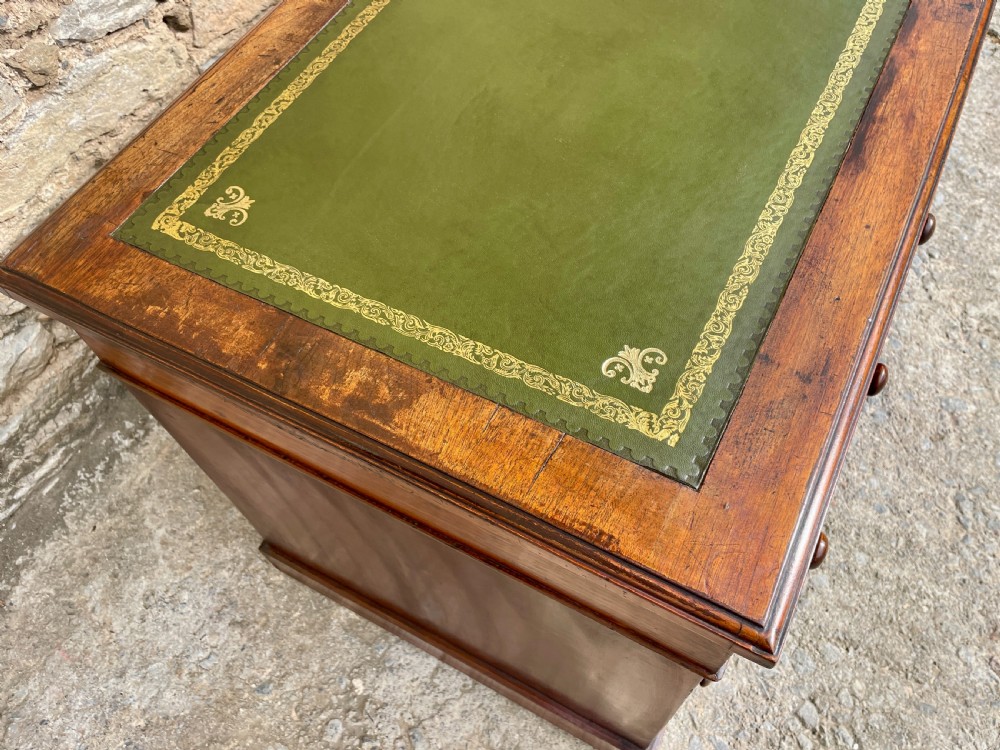 Victorian Mahogany Pedestal Desk View VII