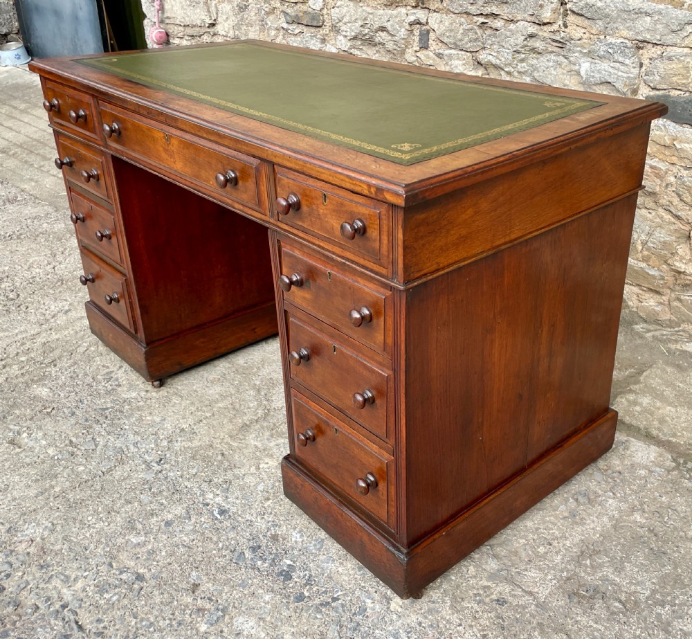 Victorian Mahogany Pedestal Desk View XIX