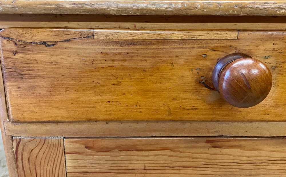 Antique Pine Sideboard View XVIII