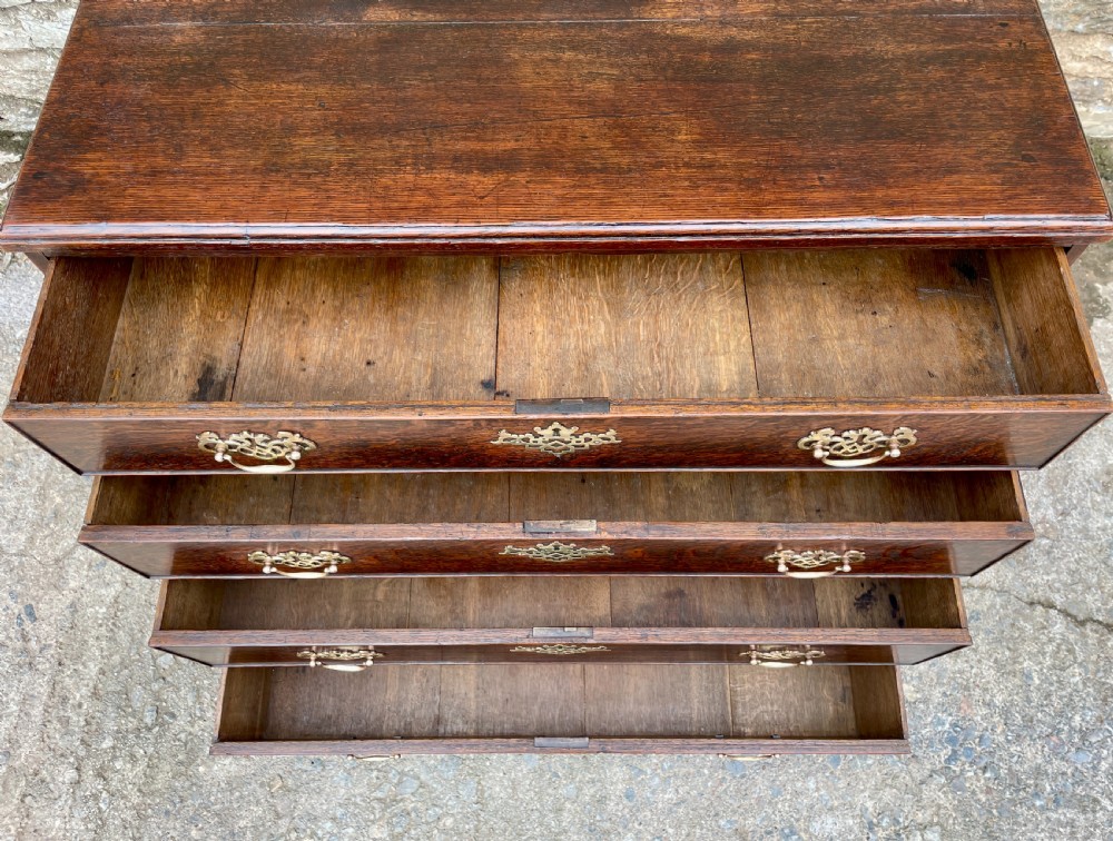 Georgian Oak Chest of Drawers View VI