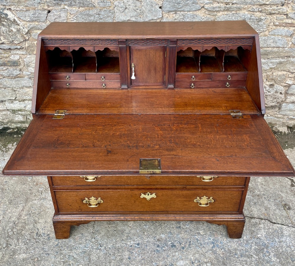 Large ?Georgian Oak Bureau with Secret Drawers View XV