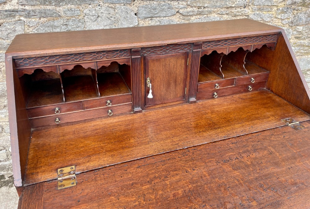 Large ?Georgian Oak Bureau with Secret Drawers View XVII