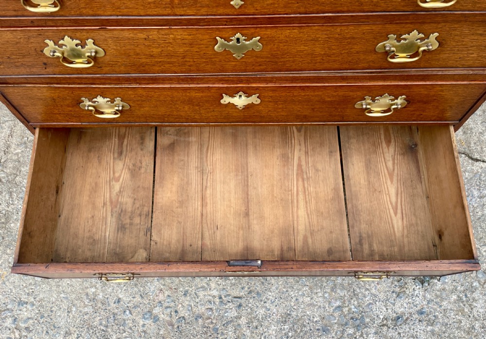 Large ?Georgian Oak Bureau with Secret Drawers View XXI