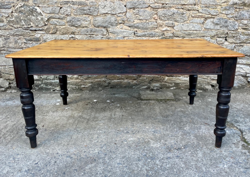 Large Victorian Pine Farmhouse Table View V