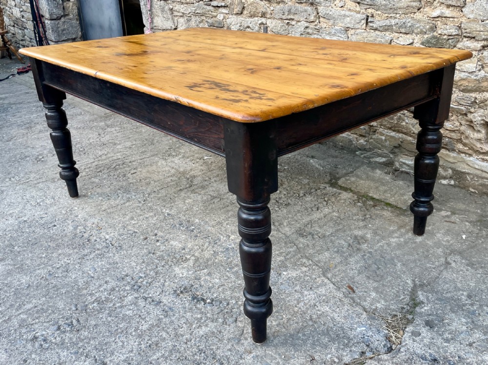 Large Victorian Pine Farmhouse Table View VI
