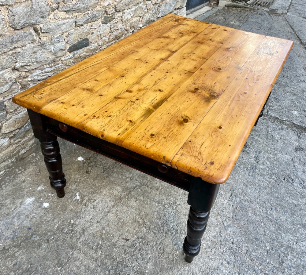 Large Victorian Pine Farmhouse Table View VII