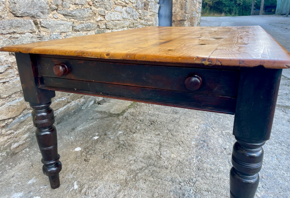 Large Victorian Pine Farmhouse Table View XII