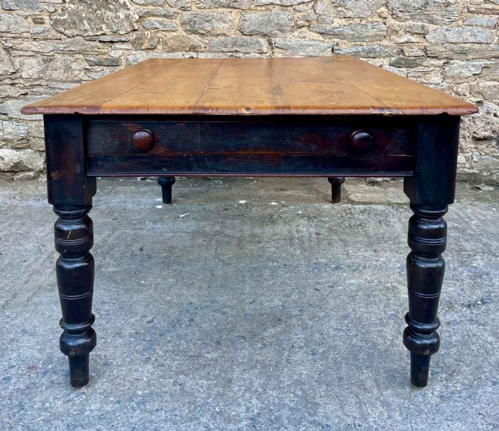 Large Victorian Pine Farmhouse Table View XIX