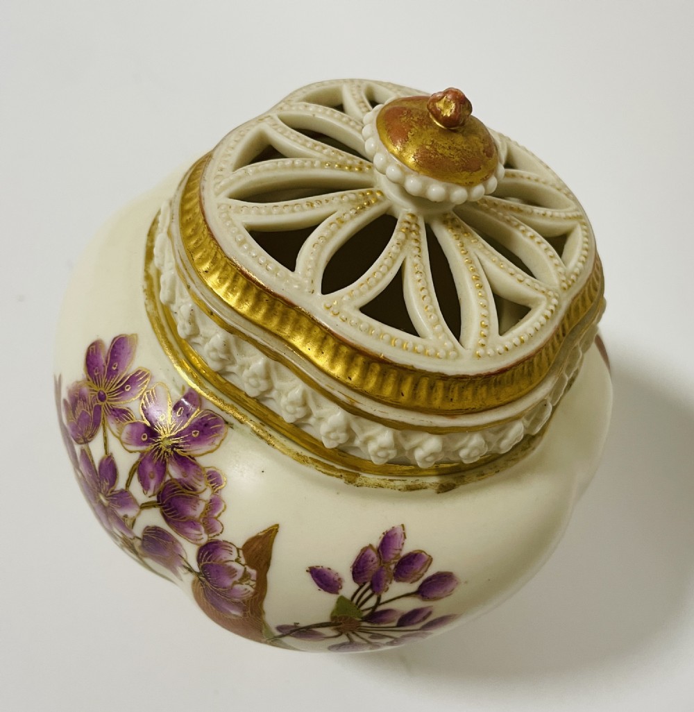 Royal Worcester Pot Pourri View VIII