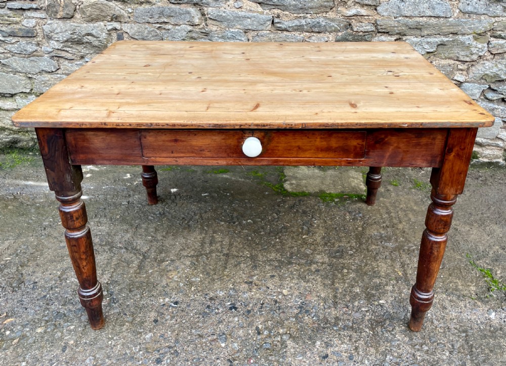 Victorian Pine Farmhouse Table