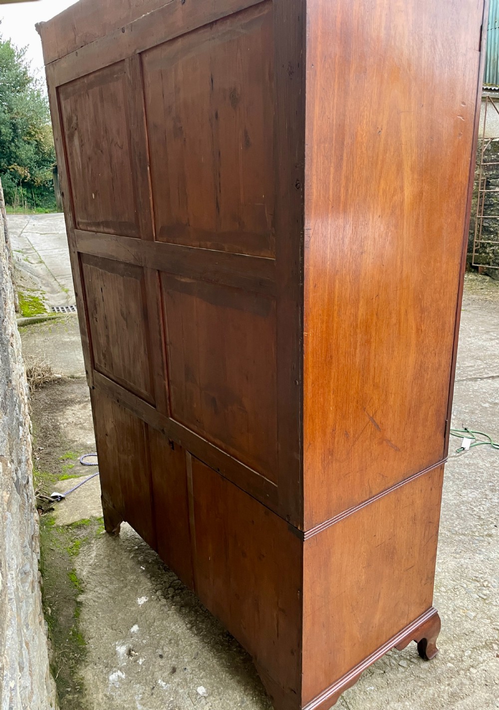 Georgian Mahogany Press Cupboard View XIX