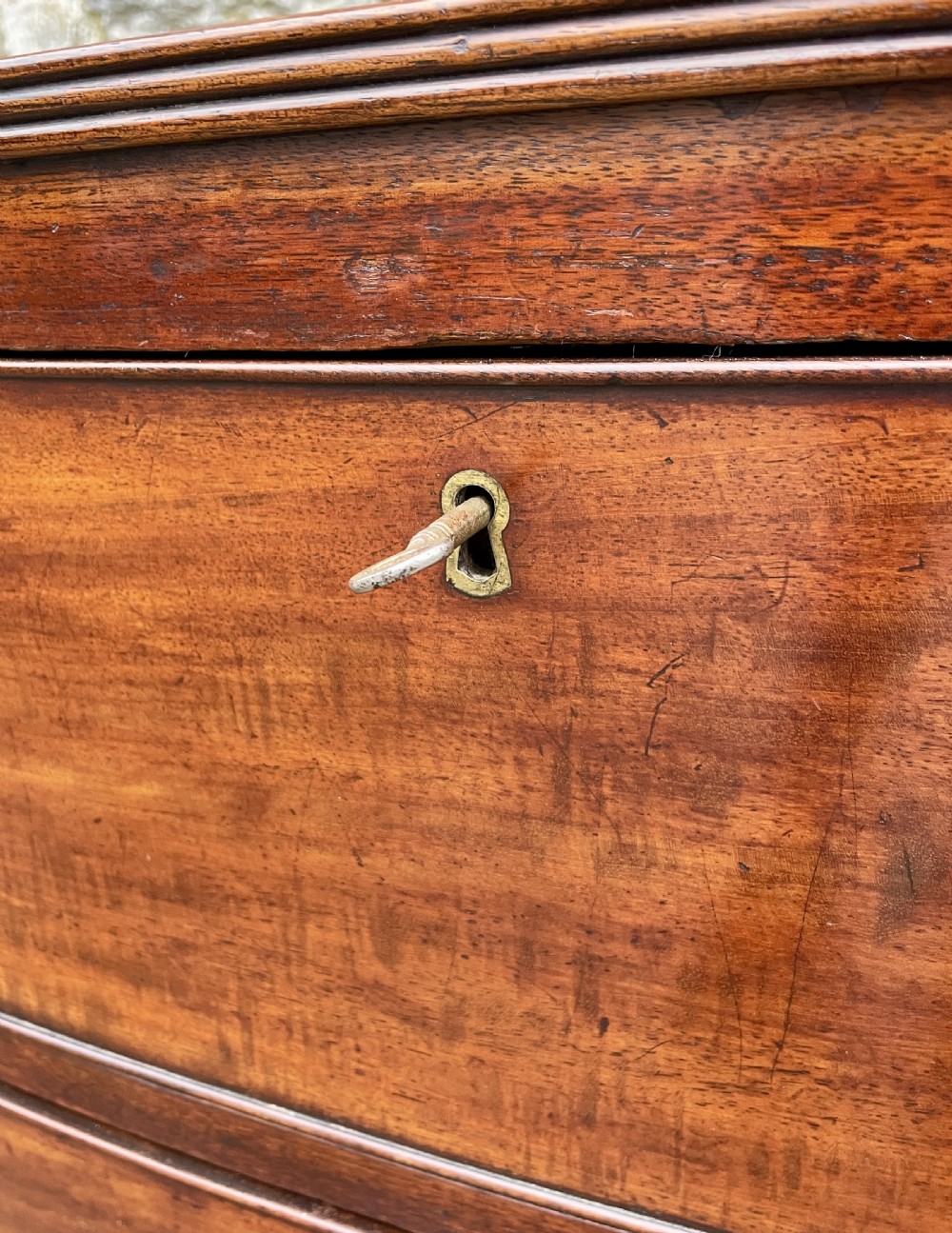 Small Georgian Mahogany Bow Front Chest of Drawers View XVII