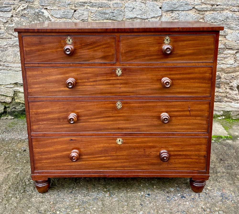 Victorian Mahogany Chest of Drawers