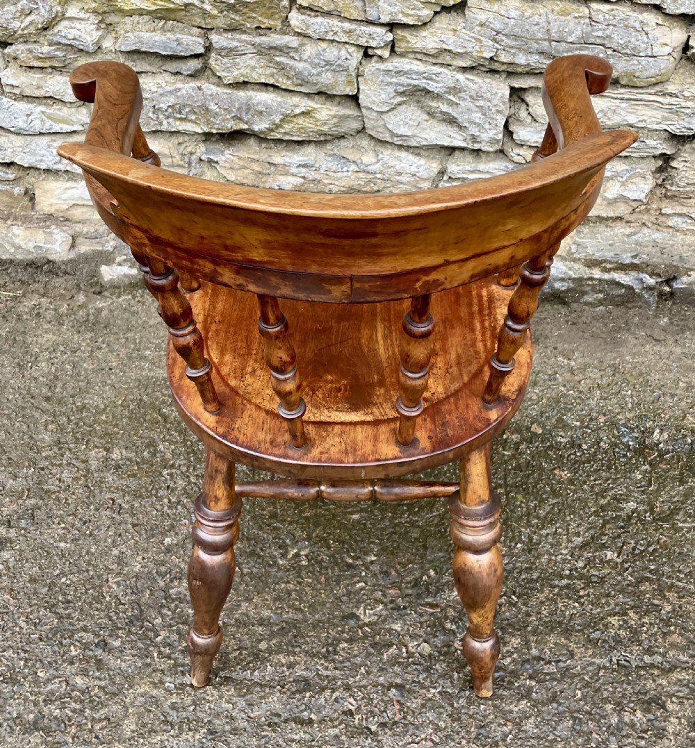 Antique Elm Captains Chair View VIII