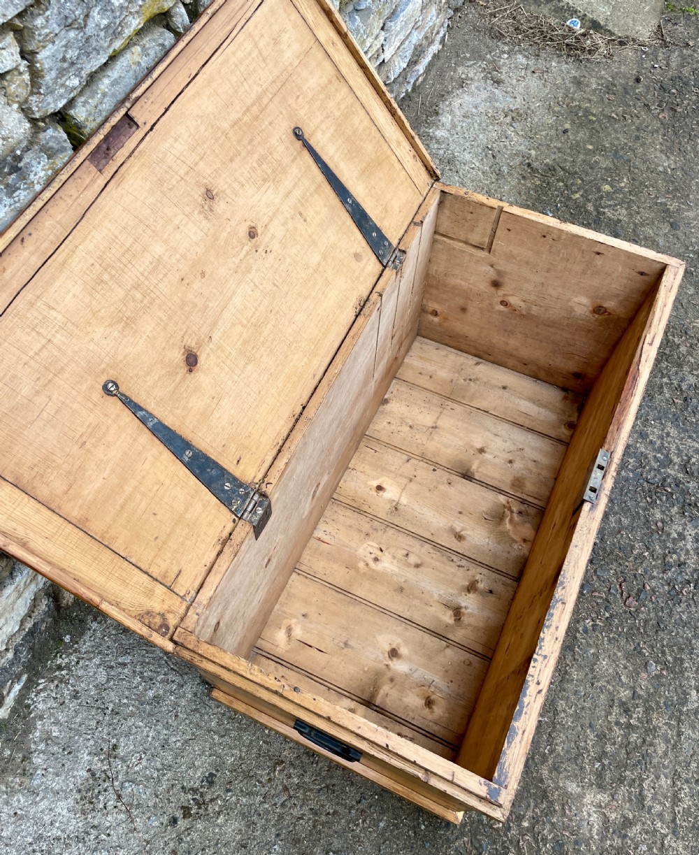 Antique Pine Blanket Box View VIII