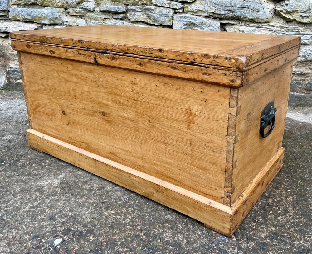 Antique Pine Blanket Box View X