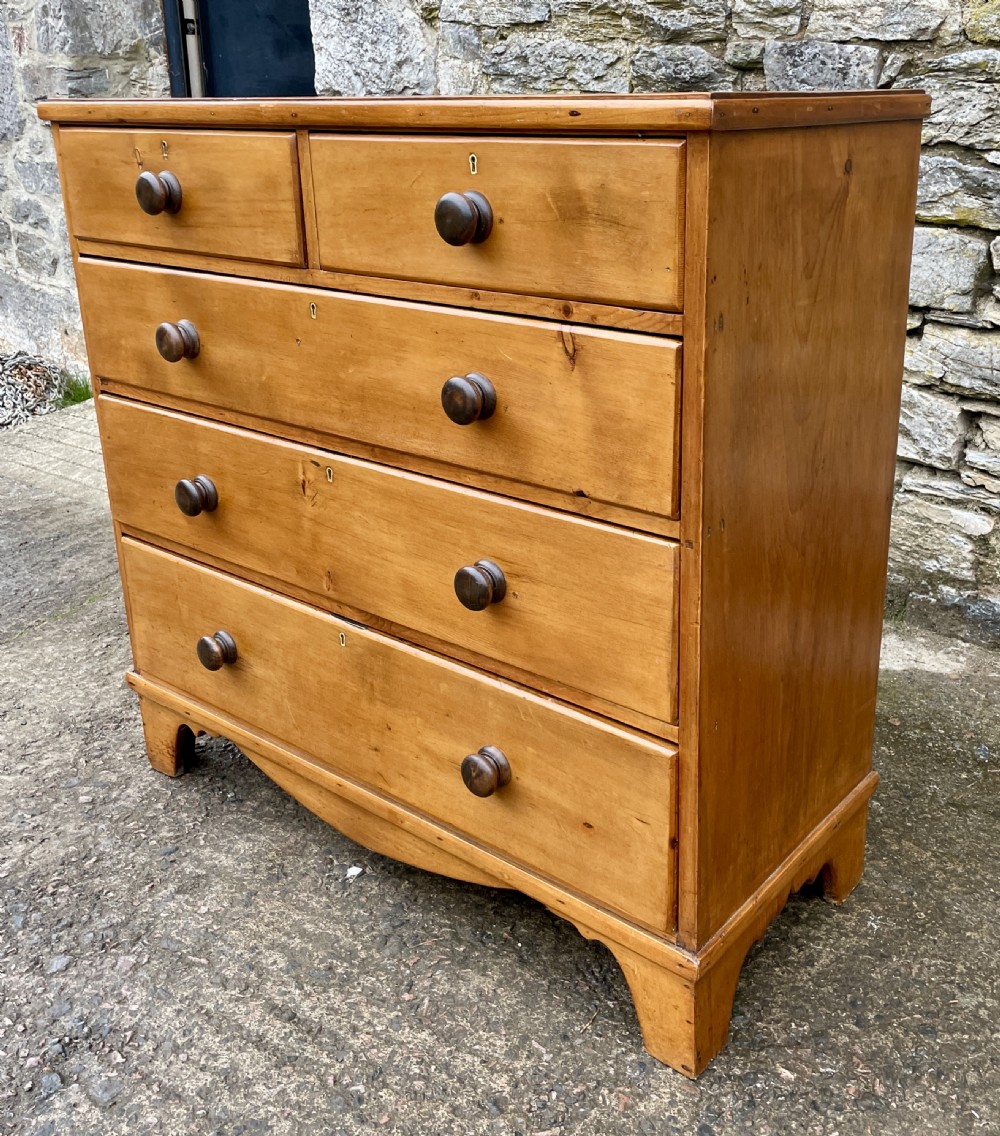 Large Antique Pine Chest of Drawers View IV