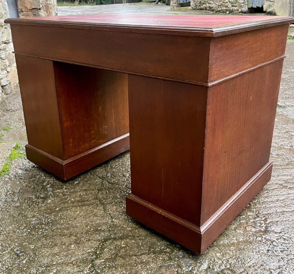 Edwardian Oak Pedestal Desk by Maple & Co View XVII