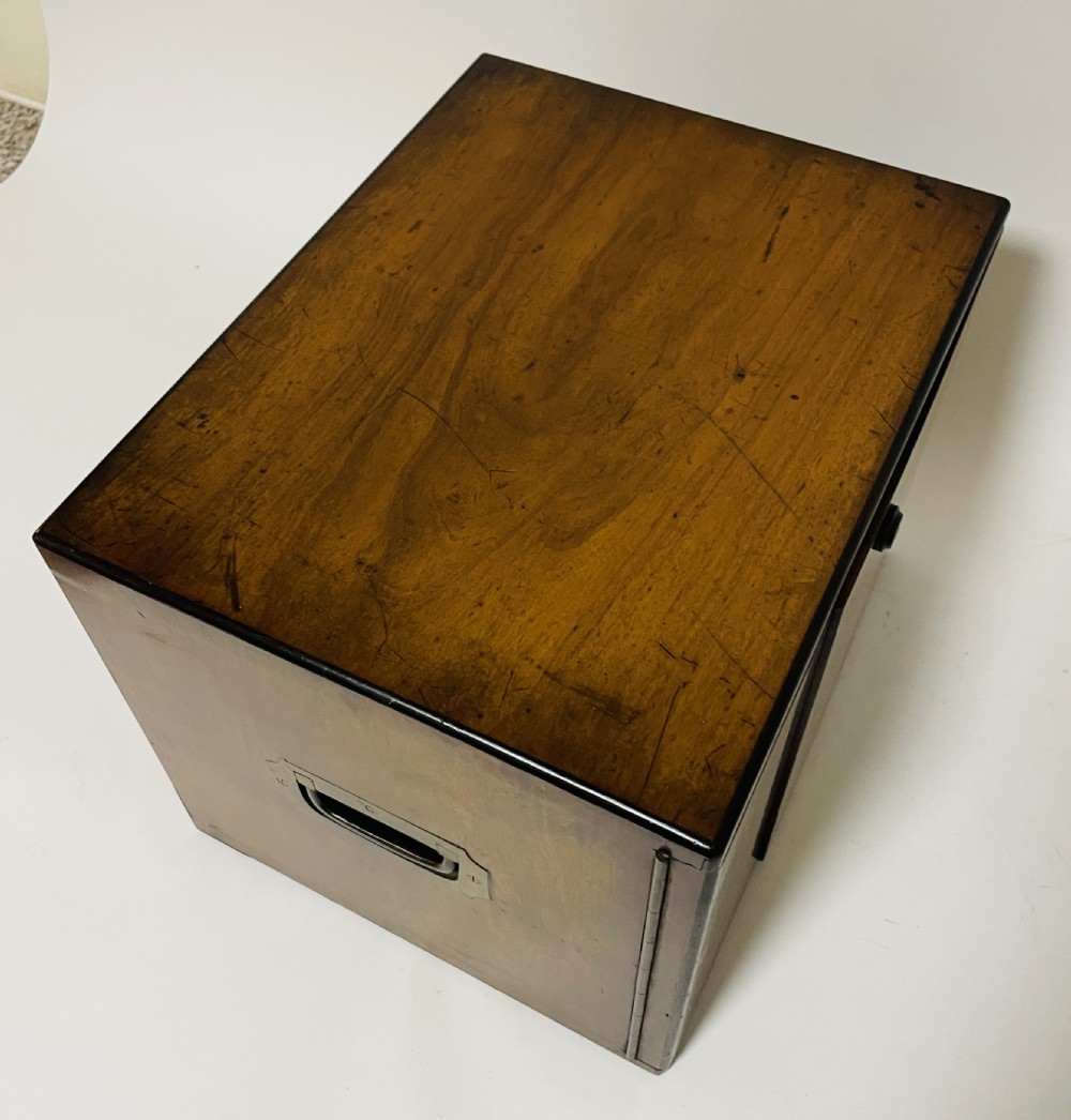Victorian Walnut Humidor View XIV