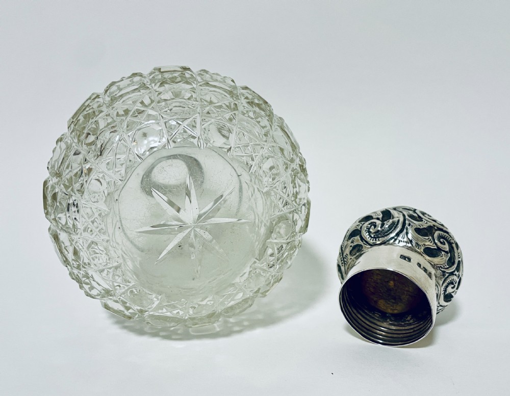 Antique Silver Scent Bottle View X