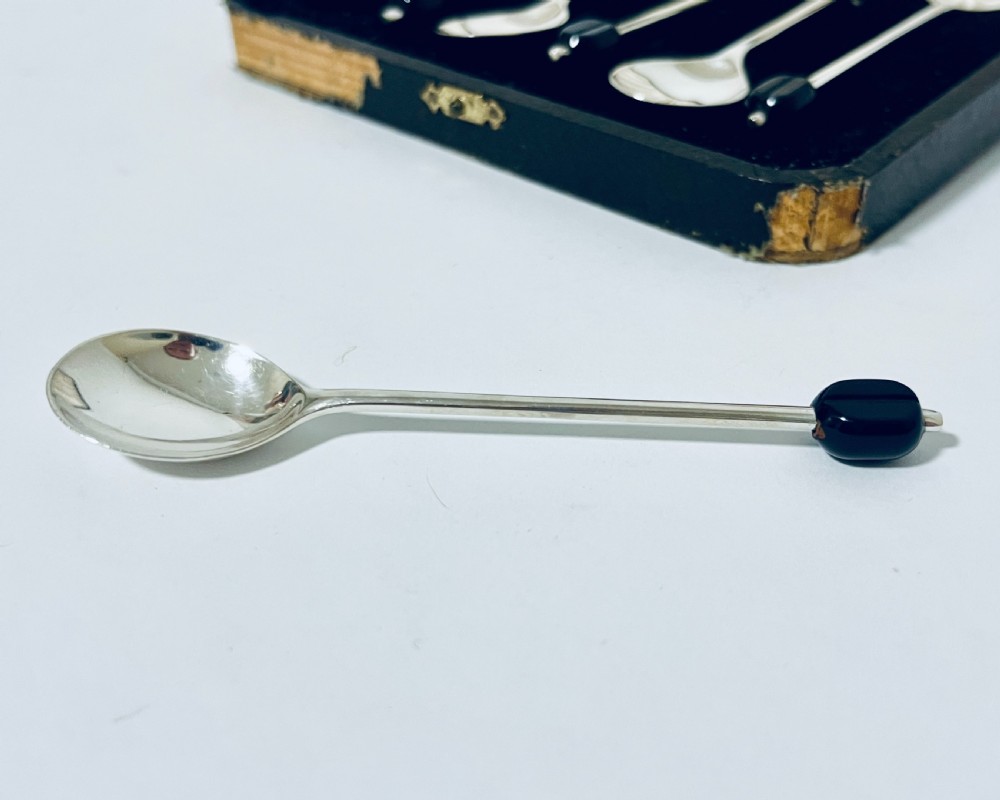 Set of 6 Art Deco Silver Coffee Spoons View VI