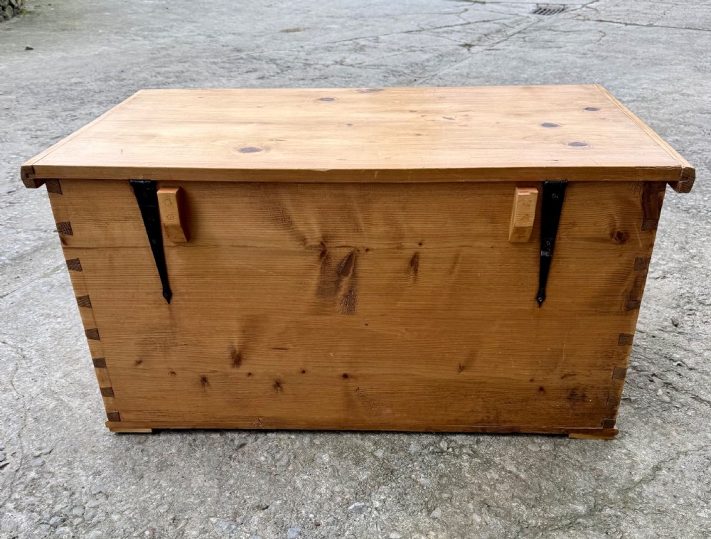 Large Antique Continental Pine Blanket Box View VII