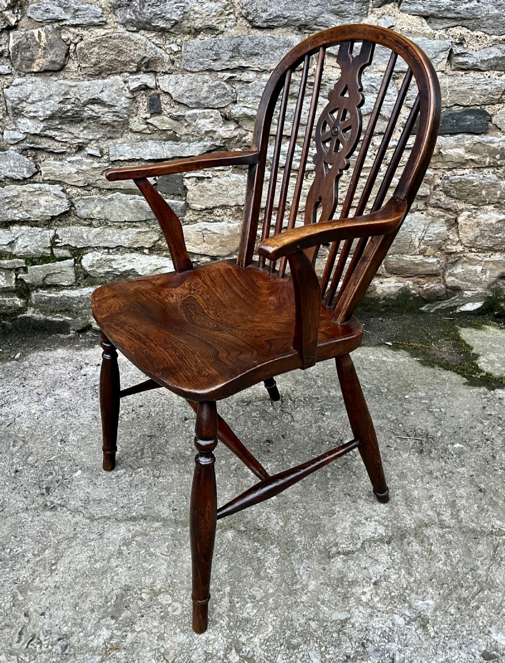 Antique Elm Wheelback Carver Chair View V