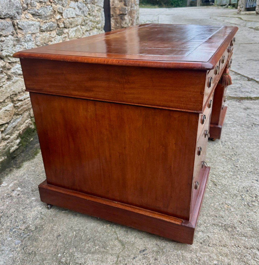 Large Victorian Mahogany Pedestal Desk View XIII