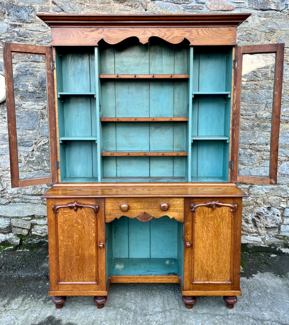 Welsh Oak Dog Kennel Farmhouse Dresser View XXI