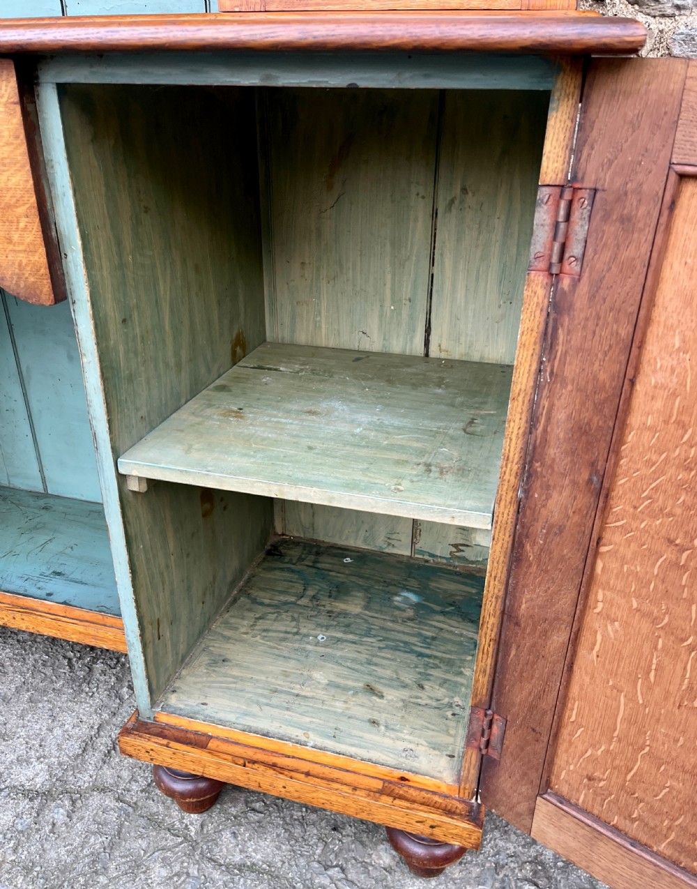 Welsh Oak Dog Kennel Farmhouse Dresser View XXIII