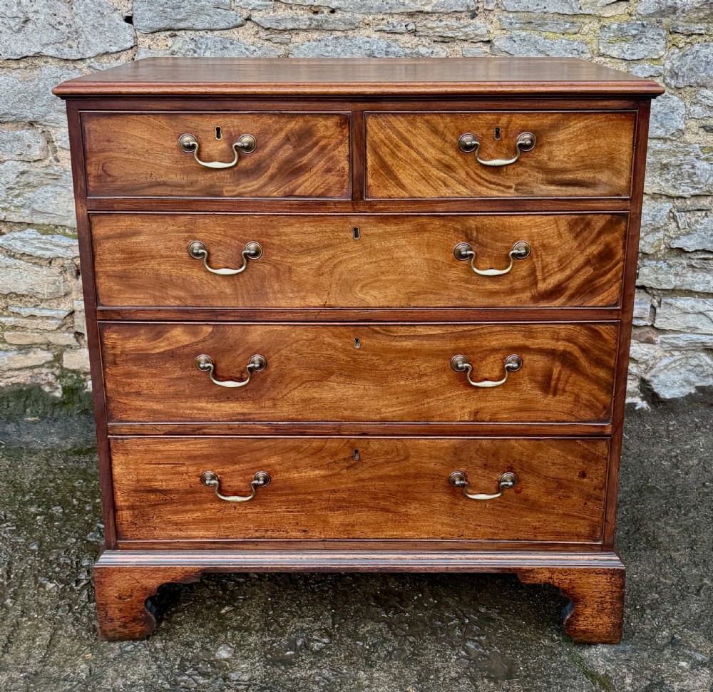 Georgian Mahogany Chest Of Drawers