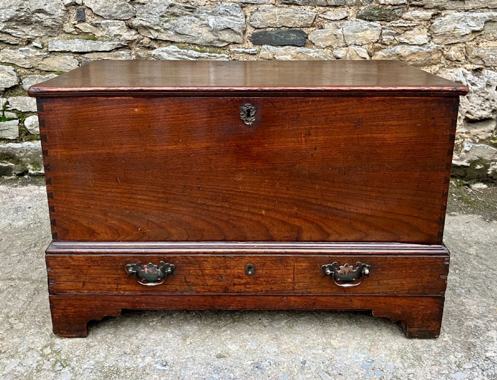 18th Century Oak and Elm Mule Chest