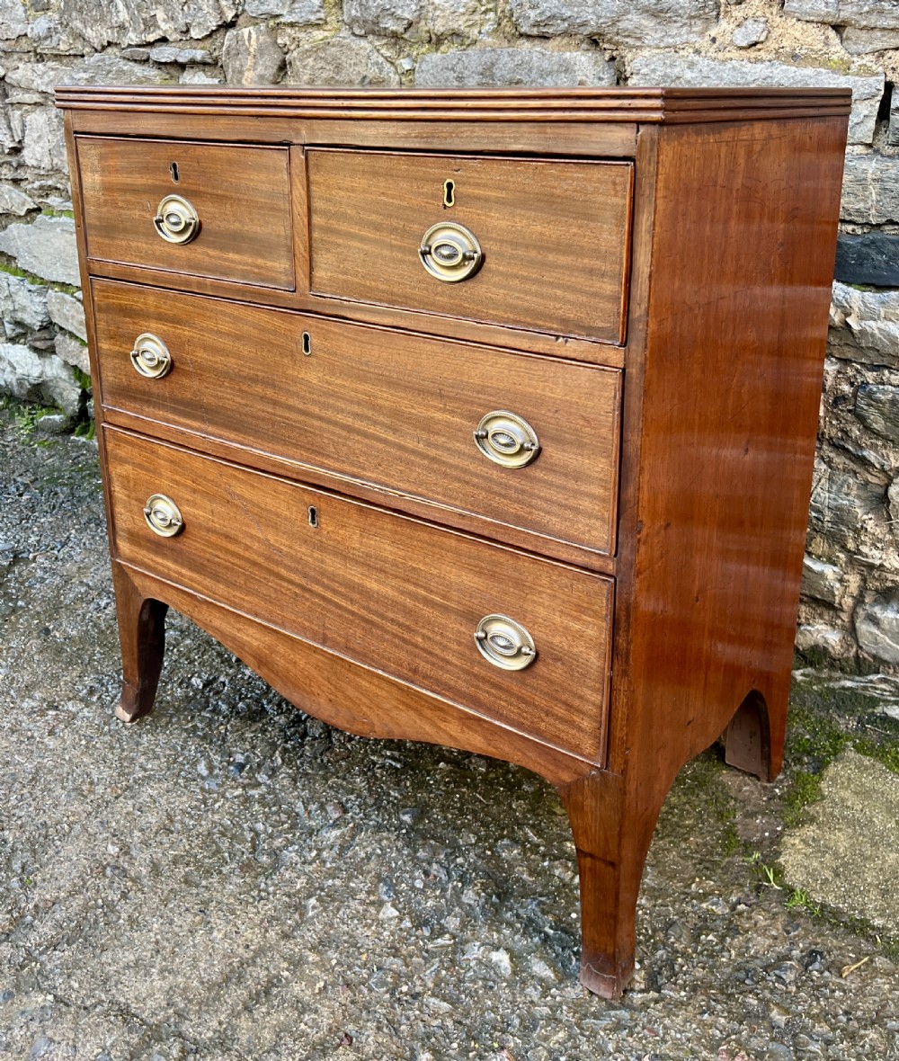?Small Regency Mahogany Chest of Drawers View XVI