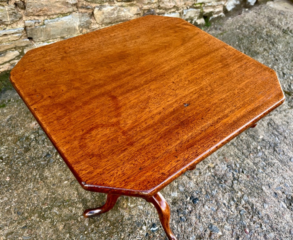 Georgian Mahogany Tilt-Top Table View IV
