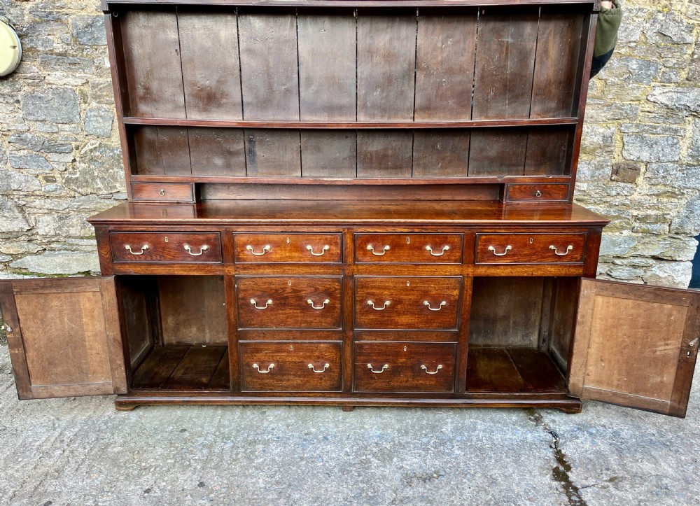 Large Georgian Oak Dresser View XVIII