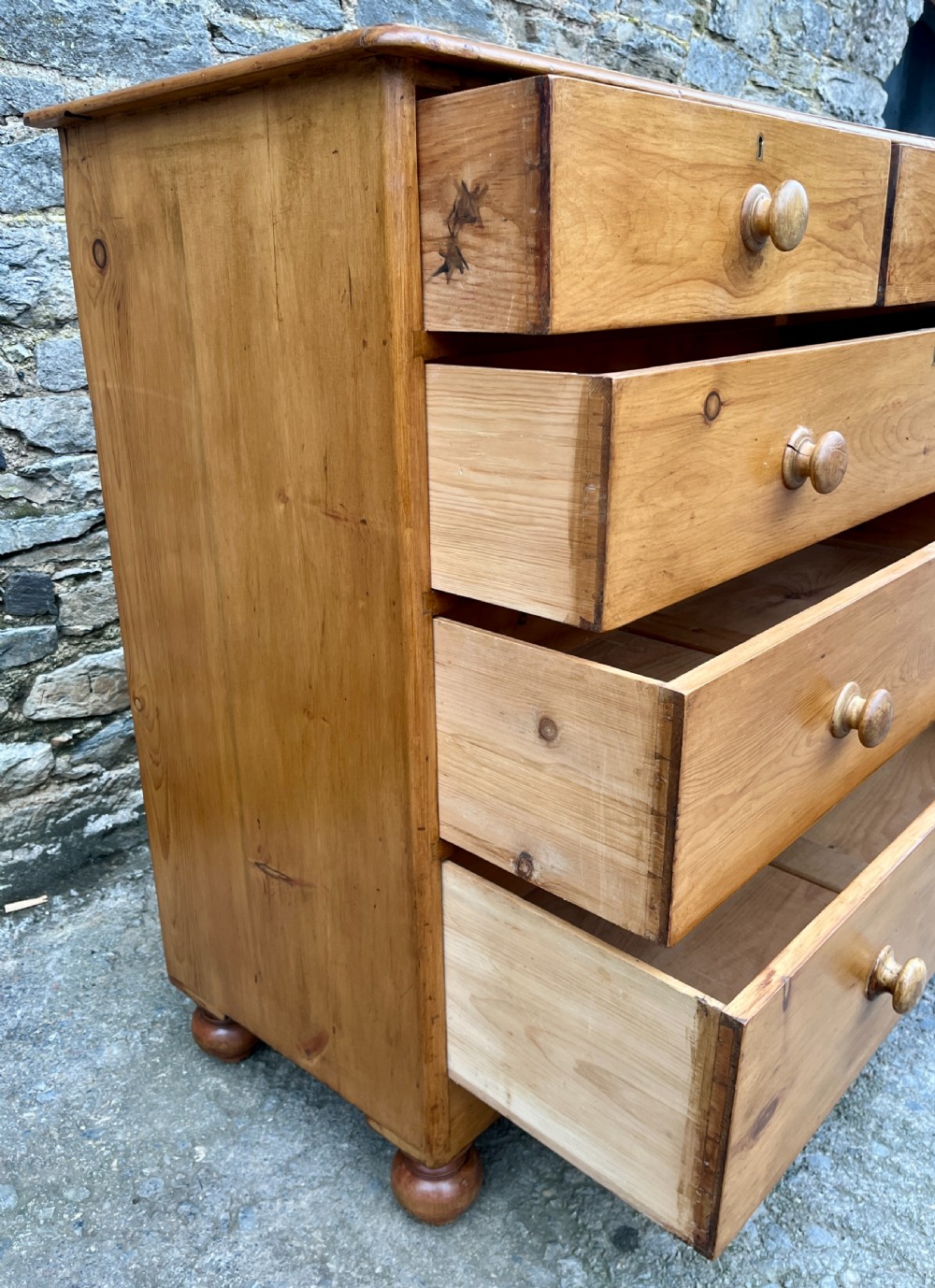Large Victorian Pine Chest of Drawers View X