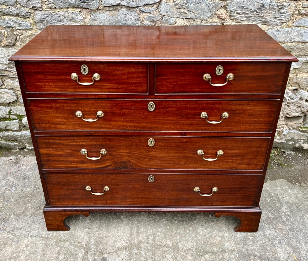 Georgian Mahogany Chest of Drawers View II