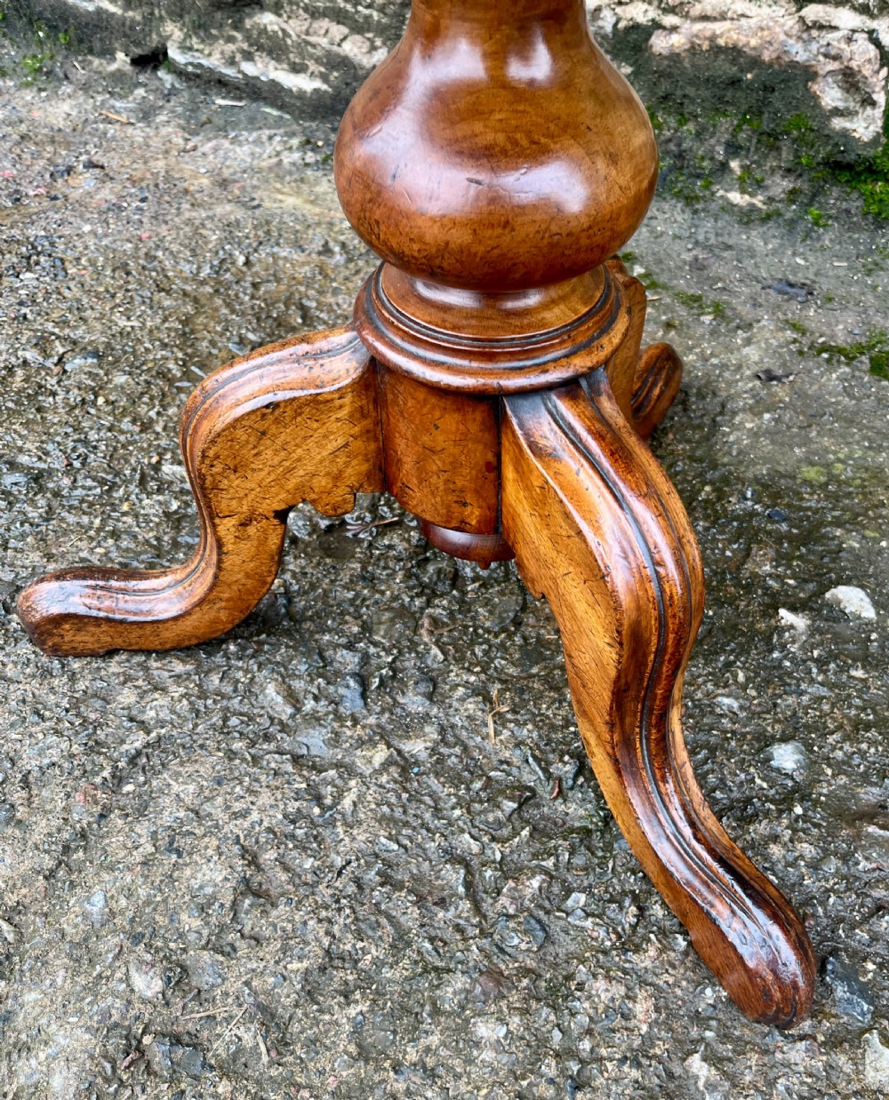 Victorian Walnut Adjustable Piano Stool View VII