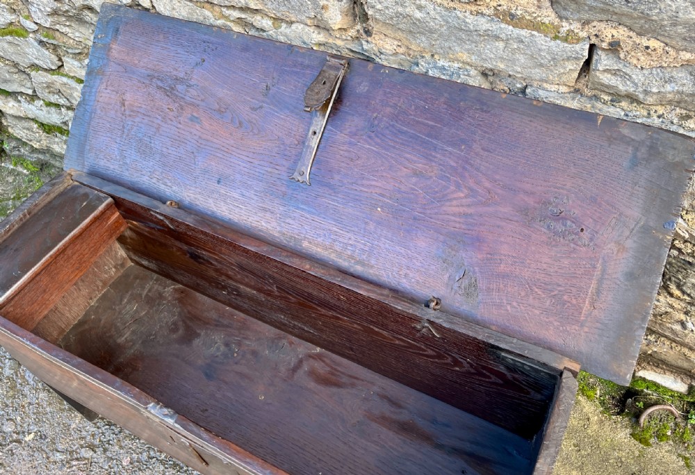 18th Century Planked Oak Coffer View IX