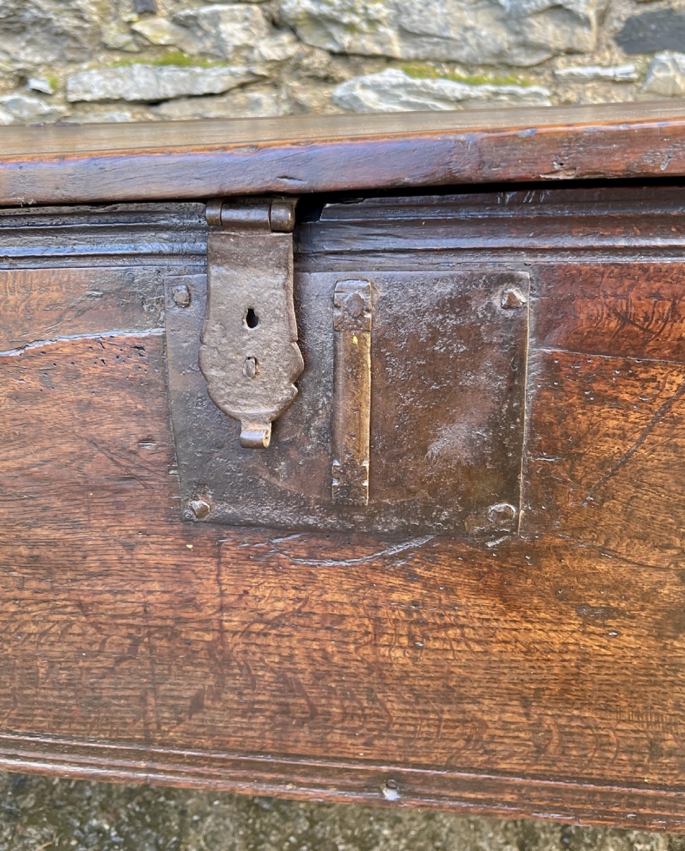 18th Century Planked Oak Coffer View XIII