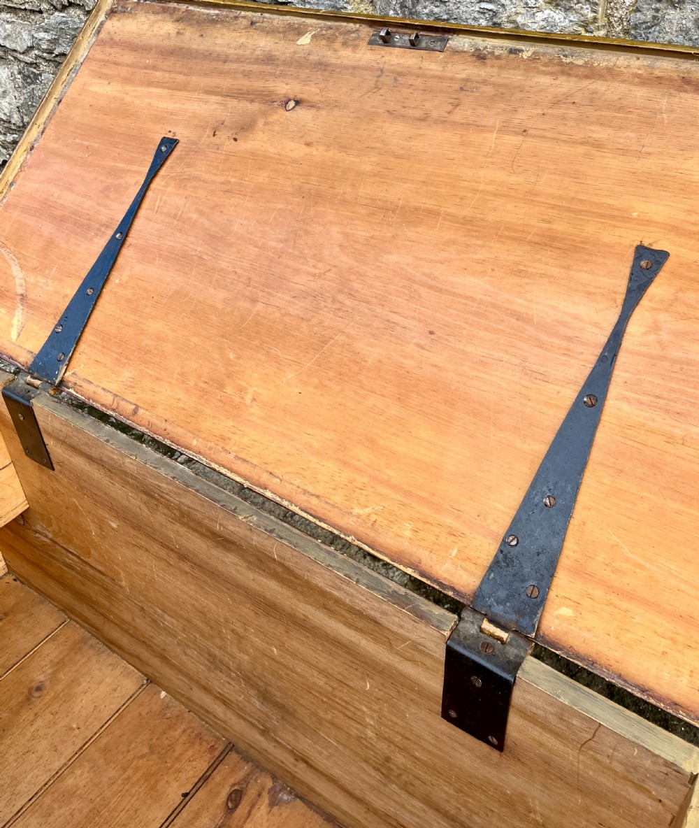Victorian Pine Blanket Box in the Original Paint View VIII