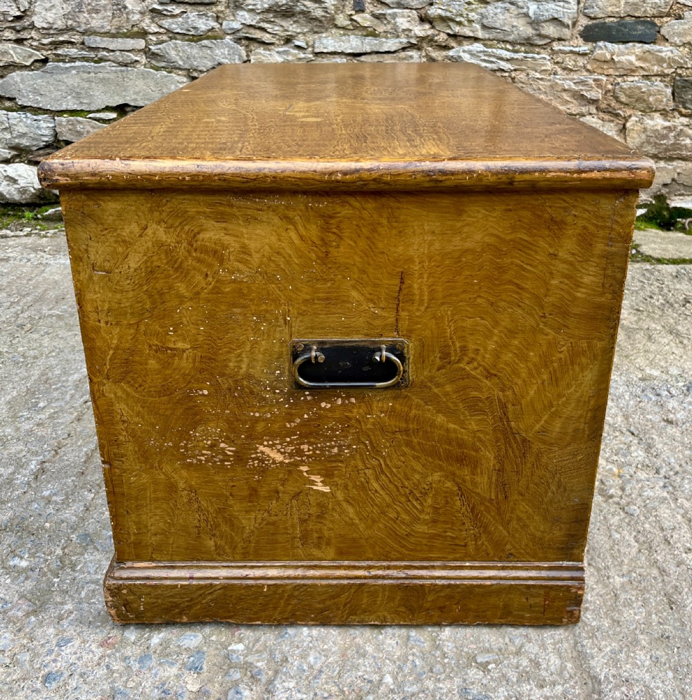 Victorian Pine Blanket Box in the Original Paint View XIV